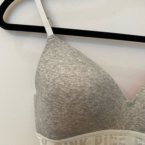 Pink Victoria’s Secret Wear Everywhere Wireless Lightly Bra Size 32D - Picture 3 of 9